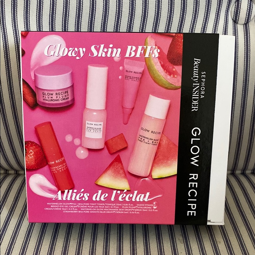 SOLD——Glow Recipe Glowy Skin BFFs Set